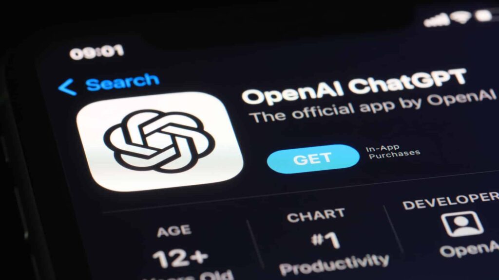 OpenAI lança app oficial do ChatGPT para iOS